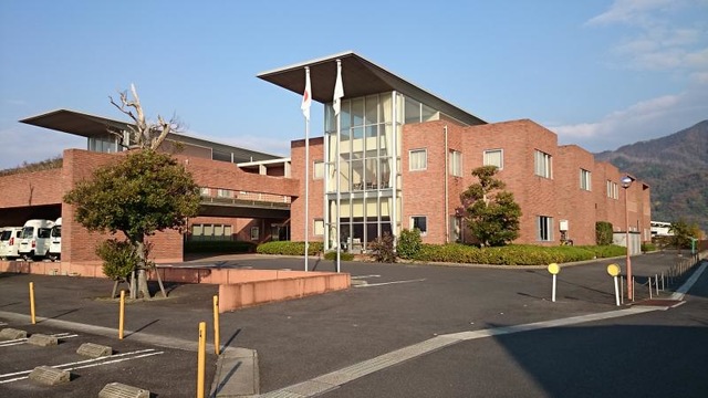 もくもく 施設外観