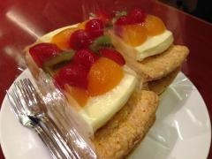 カフェジュニア　姫路駅前店