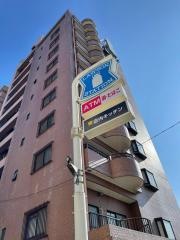 ローソン　桜川駅前