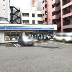 ローソン　桜川駅前