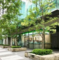 ファミリーマート　桜通本町店