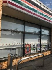 セブンイレブン　長野西尾張部店