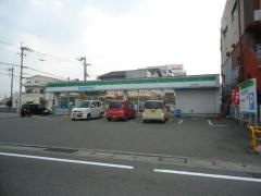 ファミリーマート　新居浜徳常町店