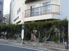 「自動車大学校前」バス停留所