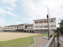 山崎小学校