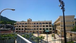安小学校