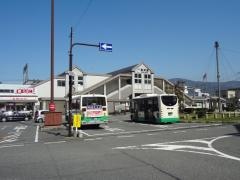 「桜井駅南口」バス停留所