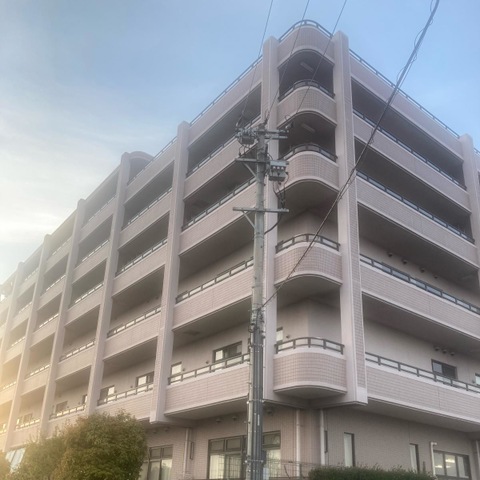 サービスネットワーク南陽 建物全景