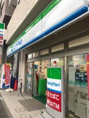 ファミリーマート　大宮吉敷町店