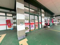 ココカラファイン芸濃店