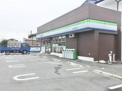ファミリーマート　富士増川新町店
