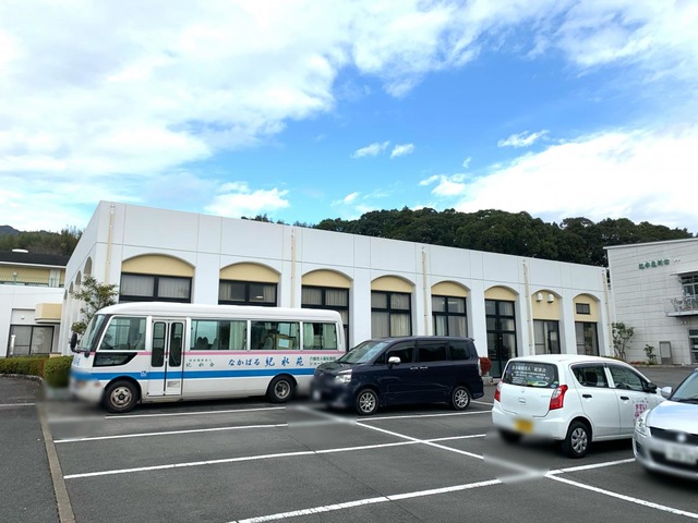 なかばる紀水苑 建物全景