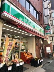 ローソンストア100　四谷2丁目店