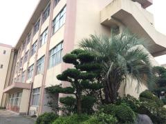 報徳小学校