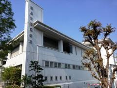 津島市立図書館