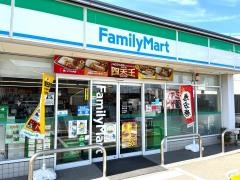 ファミリーマート　西垣生店