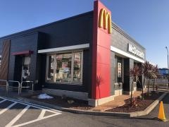 マクドナルド　464印西牧の原店