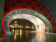 「東京ディズニーランド」バス停留所