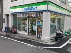 ファミリーマート　梅屋敷駅東店