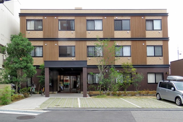 サービス付き高齢者向け住宅 雅庵 建物全景