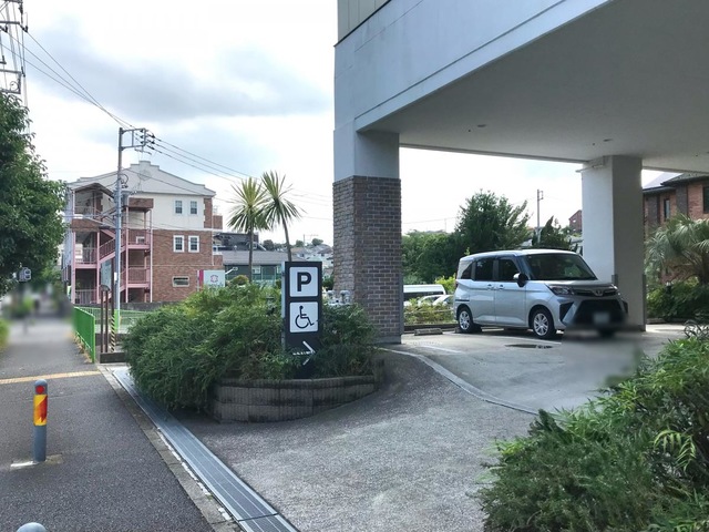 グランレーヴ本郷台 施設外観