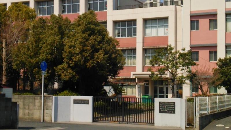 八尾市立志紀小学校