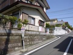 「三井団地」バス停留所