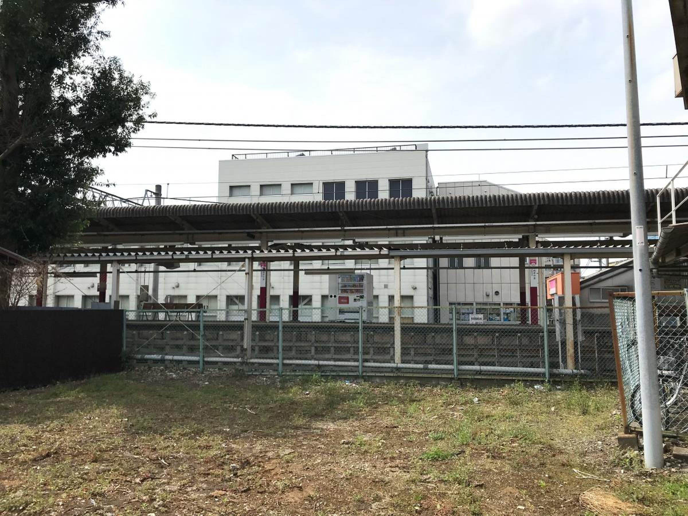 京成松戸線くぬぎ山駅／ホームメイト