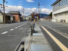 「石生学校前」バス停留所
