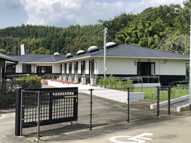 コスモス苑 施設外観