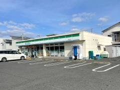 ファミリーマート　東岡山駅前店