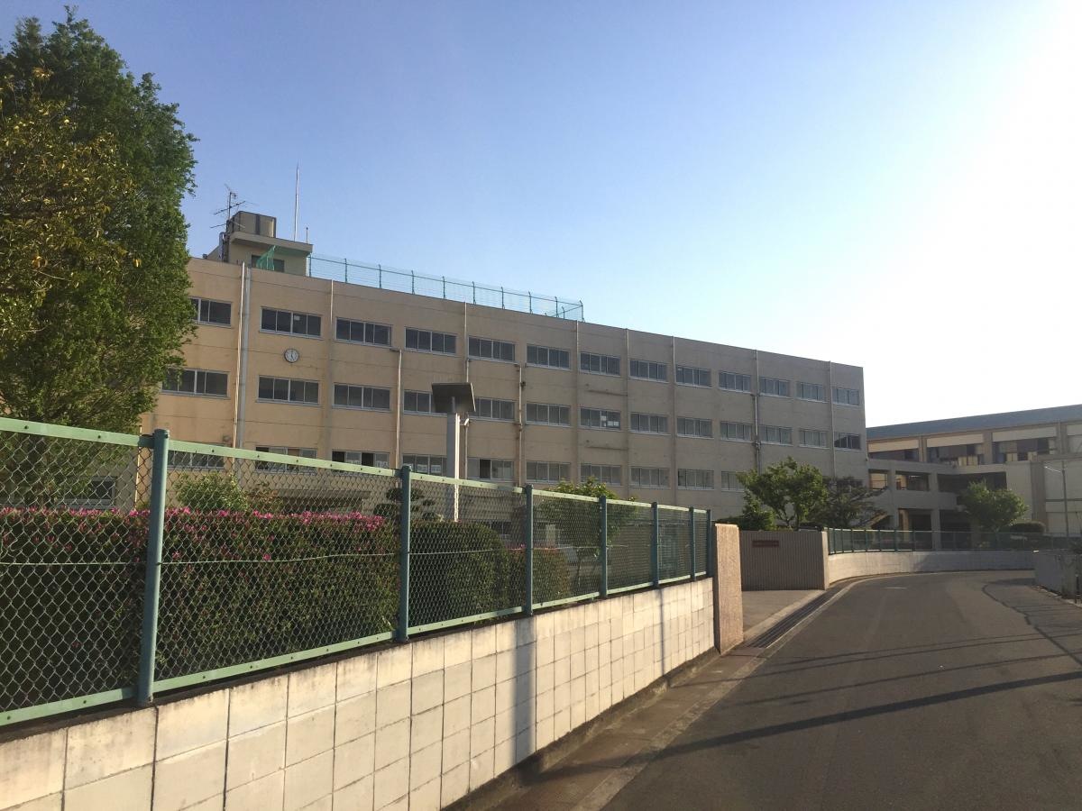 冠中学校
