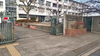 大阪府立北摂つばさ高等学校