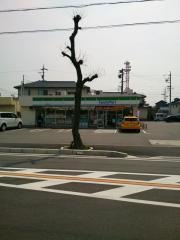 ファミリーマート　岡崎向山町店
