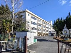 栗東市立栗東中学校