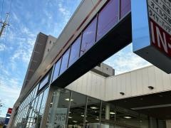 大阪トヨタ自動車サンテラス十三