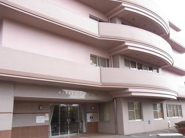 プリオール 施設外観