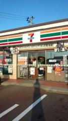 セブンイレブン　三条新堀店