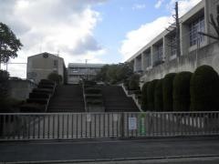広陵町立真美ヶ丘中学校