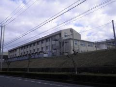 広陵町立真美ヶ丘中学校