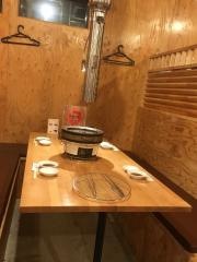 炭火焼肉とみや　登美ヶ丘店