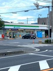 ファミリーマート　片山北本店