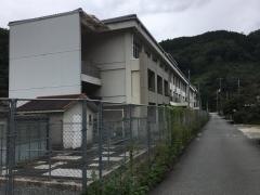 高屋小学校