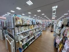 ベビー・子供用品バースデイ滑川店
