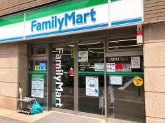 ファミリーマート　本駒込六丁目店