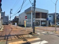 三条信用金庫四日町支店