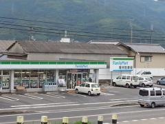 ファミリーマート　川島町三ツ島店