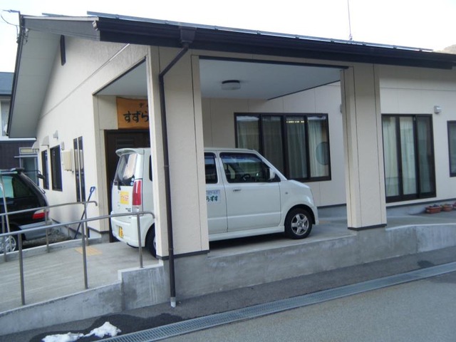 すずらんの木 施設外観