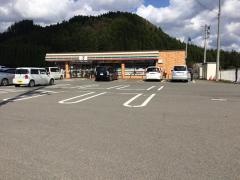 セブンイレブン　山形金山町店
