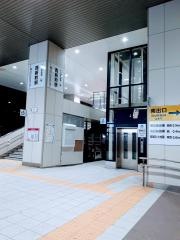 西新町駅